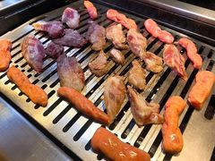 -臻牛烤肉
