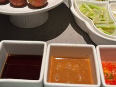 -左庭右院鲜牛肉火锅黑金店(陆家嘴中心店)