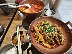 -成都你六姐·牛肉冒菜(信泰中心商场店)