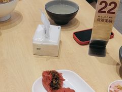 -李与白包子铺(桐梓林店)