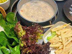 -煲王粤菜餐厅(中侨中心店)