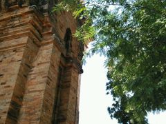 塔-婆萨努占婆塔