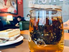 -西西弗书店&矢量咖啡(凯德晶萃广场店)