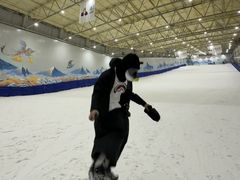 -乔波室内滑雪场