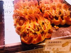玉米调理面包-巴黎贝甜(大宁国际商业广场店)