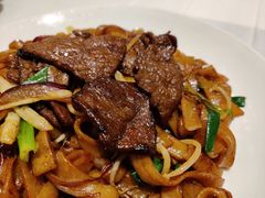 干炒牛河-稻香酒家·34年老字号·港式粤菜(汉街店)