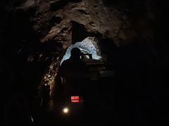 -波斯托伊纳溶洞