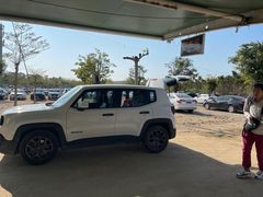 -一嗨租车(凤凰机场店)