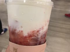 -奈雪的茶(市百一店)