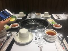 -草家酱蟹炭火烤肉店(珲春南路一店)
