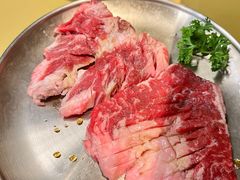 调味牛排肉-西塔老太太泥炉烤肉(北京望京店)
