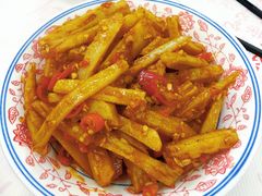 -堂瓦里·33年传统赣菜(第一街区店)