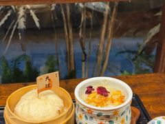 -银米·云南传统过桥米线(双廊黑金冠店)