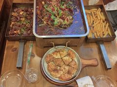 -老东镇啤酒屋海鲜加工·蒸汽海鲜·海鲜烧烤(台东店)