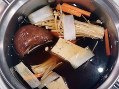 -龍歌自助小火锅(市北和达中心城店)