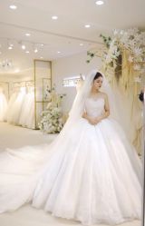-台湾蔡美月婚纱租赁