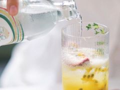 凤梨百香果苏打-农畉LONFOOD(福田星河COCOPark店)