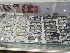 -利客来眼镜店(崂山百货店)