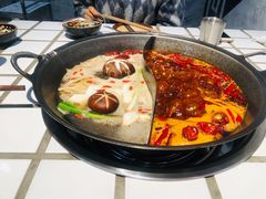 -贰回巷火锅馆(钟楼店)