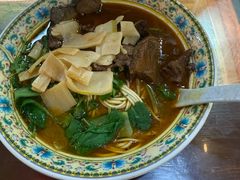 -金杨拉面王小吃面馆·牛三宝面·红烧牛肉粉