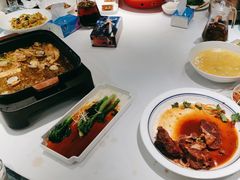 -巴特餐饮6加1音乐餐吧·新疆菜