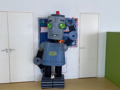-爱睿思儿童早教亲子游泳(万象城店)