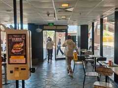 -麦当劳(国家体育场南路店)