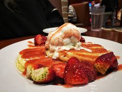 -Pancakes on the rocks(Darling Harbour)