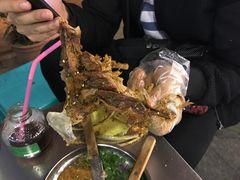 -去吃小龙虾·江湖菜·烧烤(南滨路店)