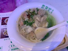 -袁亮宏饺子云吞(侯家桥菜场店)