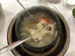-鲁朗纳麦石锅鸡庄园