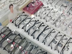 -宝视友眼镜·平价精准配镜(同德悦中心店)