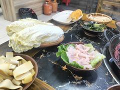 -乖嬢嬢重庆老火锅(南联店)