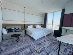 -大连星海皇冠假日酒店