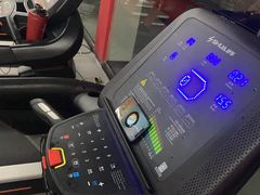 -巅峰减重高端减肥训练营(惠州店)