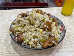 -老头爱马仕酸豇豆炒饭(丰富路店)