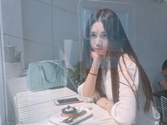 -UNI UNI(环亚凯瑟琳店)