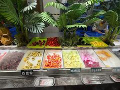 -金马门国际美食百汇(珞喻路店)