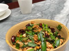 宣威小炒肉-蔼若春.传承三十年云南菜(金碧公园店)