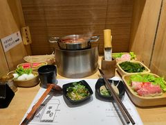 -独食火锅·半米屋台(直营总店)