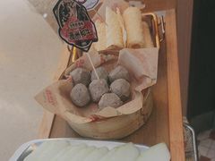 -沙胆彪炭炉牛杂煲(上海日月光广场店)