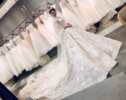 -艾米丽婚纱礼服