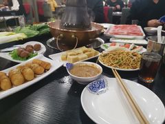 -楼外楼大刀肉传统火锅(西安大路店)