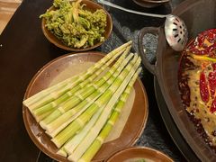 -渝井巷重庆老火锅(沈阳吉祥店)