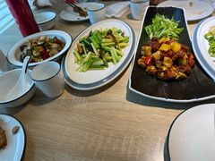 芦笋炒鸡枞菌-味莊·青岛菜(云霄路店)