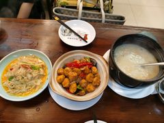 -赖厨潮汕砂锅粥