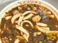 -文山荷鲜居(翠湖店)