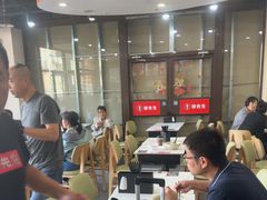 -李先生牛肉面大王(北京站售票厅餐厅)