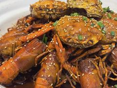 -肥肥虾庄·金牌油焖大虾(汉口城市广场店)