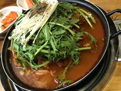-喇喇排骨火锅·传统韩式脊骨汤(望京西园总店)